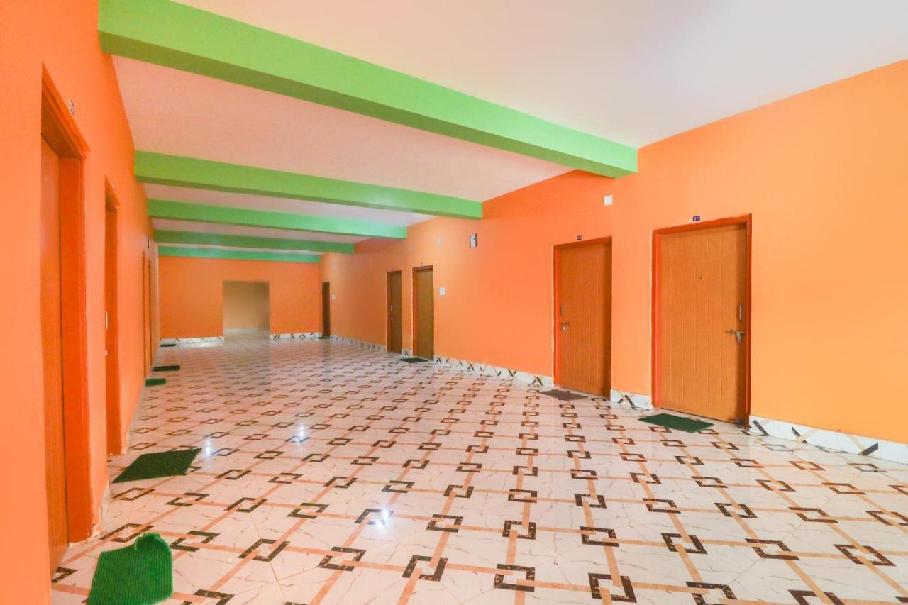 Spot On 68151 Prafulla Palace 호텔 Jatani 외부 사진